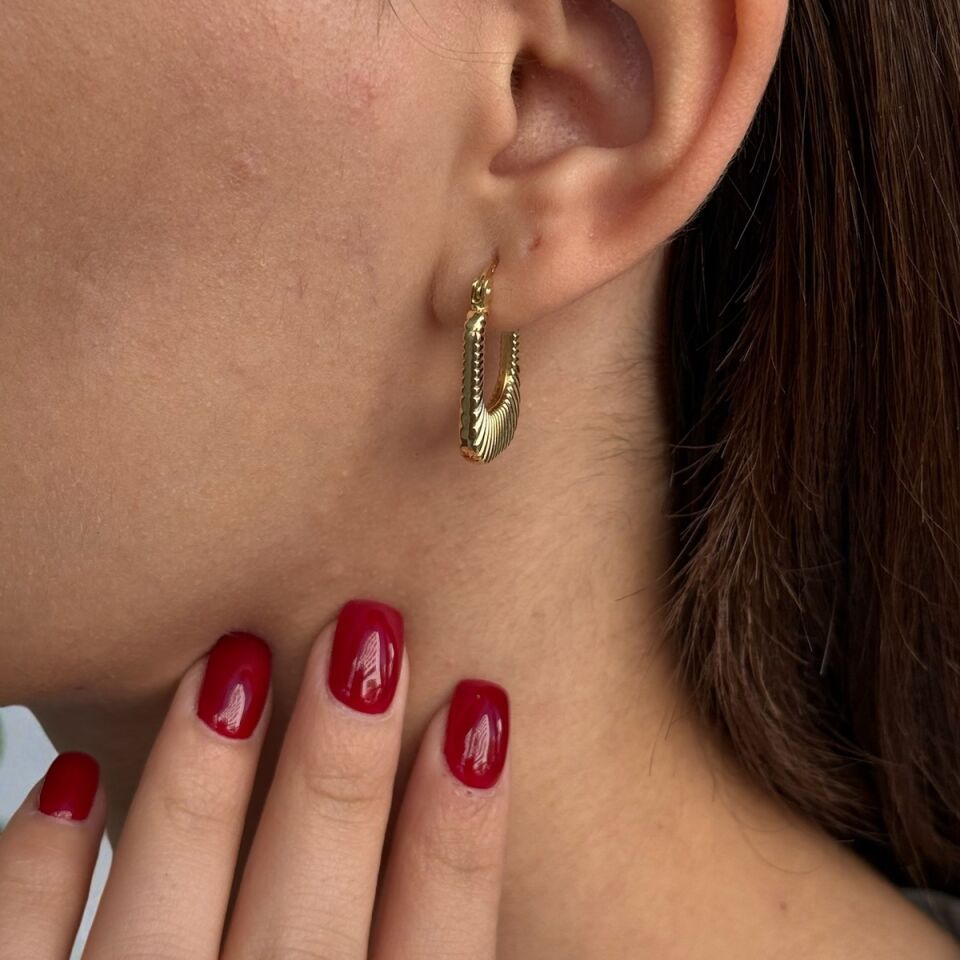 14 AYAR ÜZERİ ÇİZGİLİ DİKDÖRTGEN KÜPE