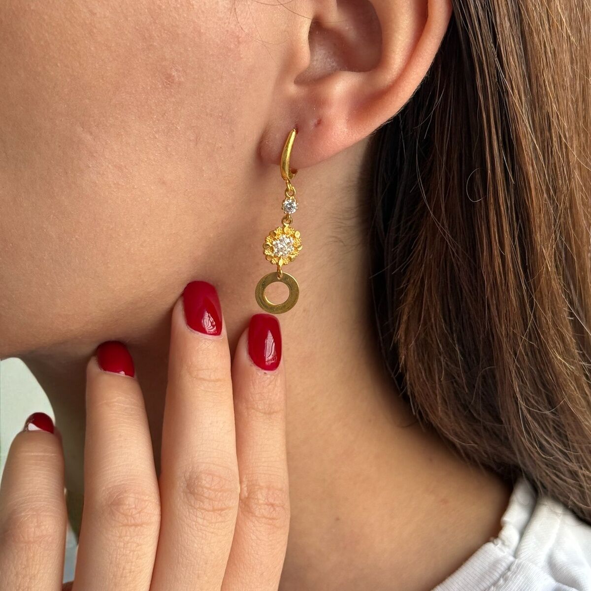 22 AYAR SALLANTILI KÜPE