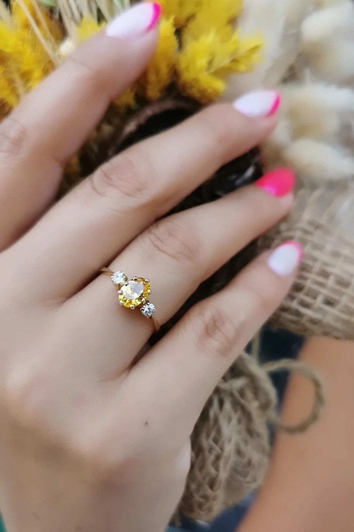 14 AYAR ÖZEL TASARIM SARI TOPAZ TAŞLI ALTIN YÜZÜK 17