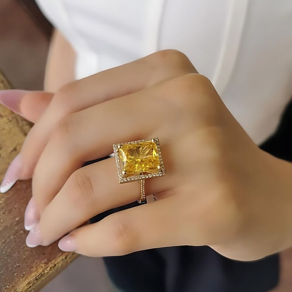 14 AYAR ÖZEL TASARIM BAL TOPAZ TAŞLI ALTIN YÜZÜK