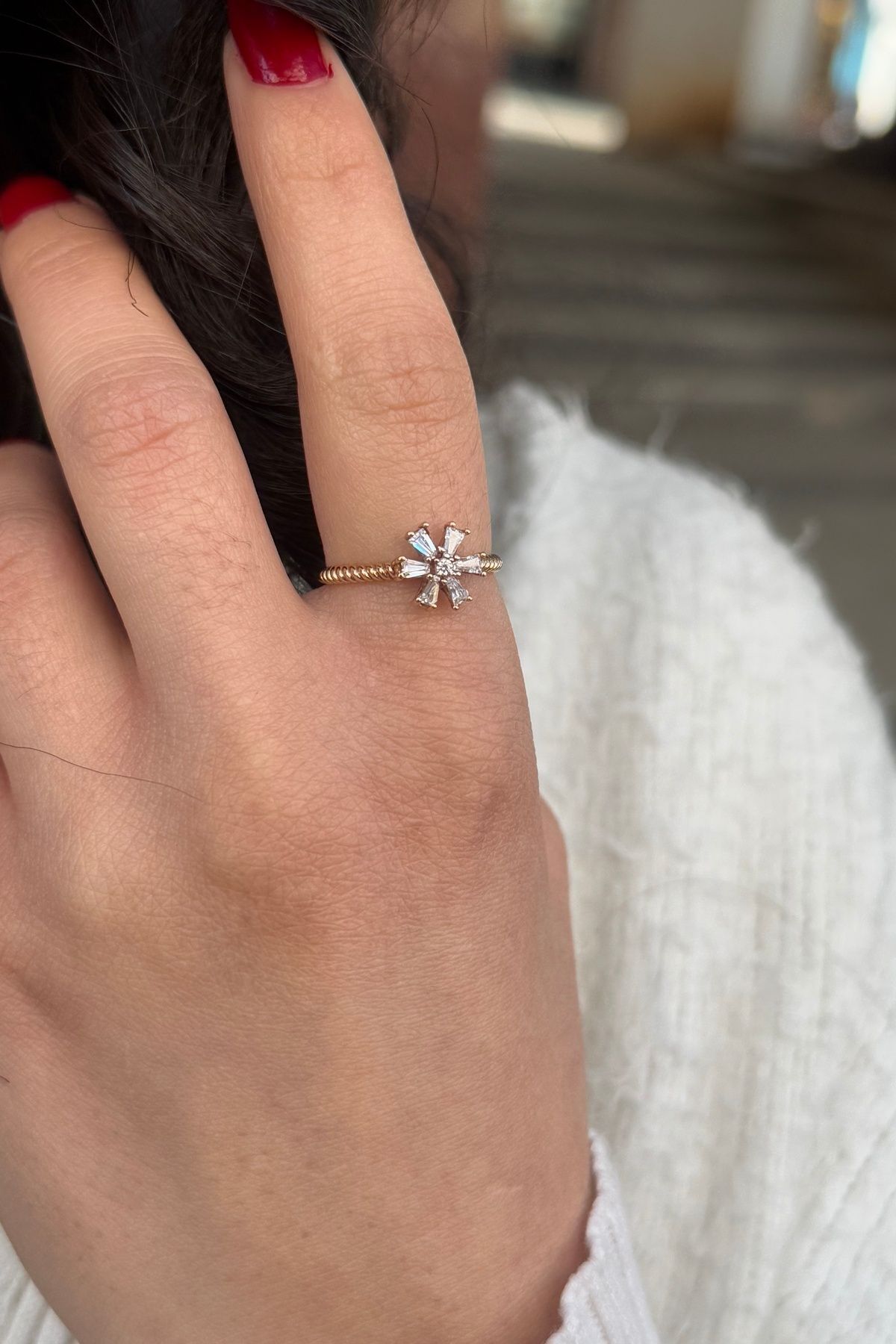 14 AYAR ÖZEL TASARIM BAGET TAŞLI KARTANESİ ALTIN YÜZÜK