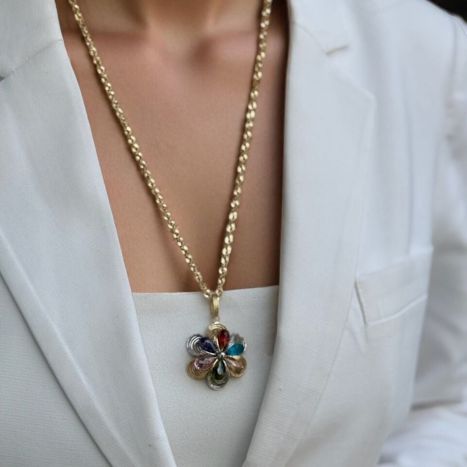 14 Ayar Kristal Taşlı Çiçek Tasarım Altın Kolye Ucu