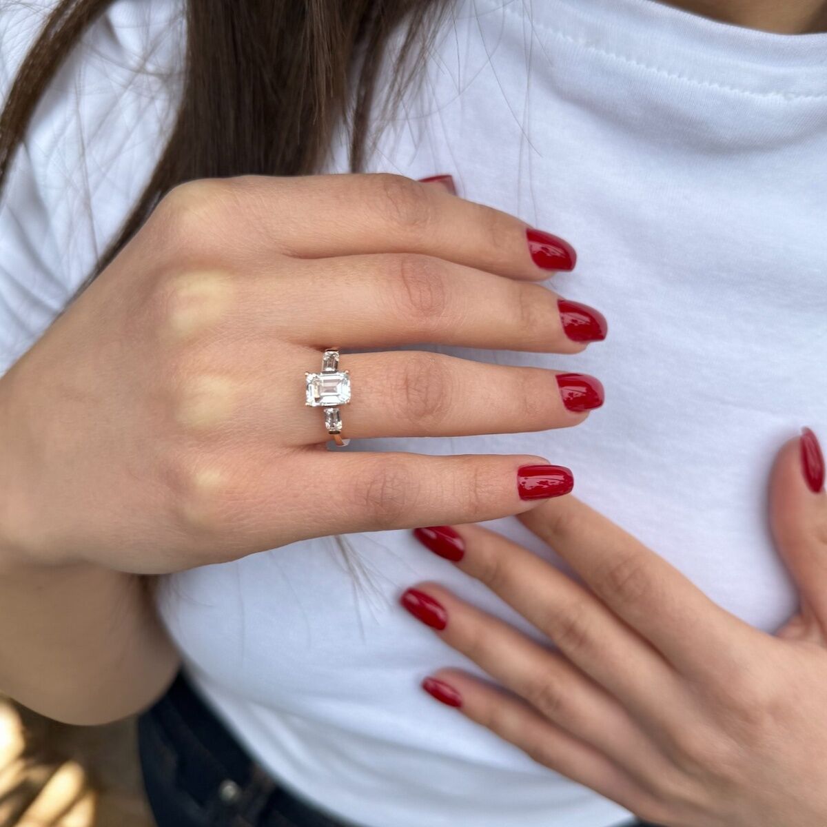 18 AYAR 1,88 CT BEYAZ SAFİR TAŞLI 0,93 CT PIRLANTA TAŞLI ROSE ALTIN YÜZÜK