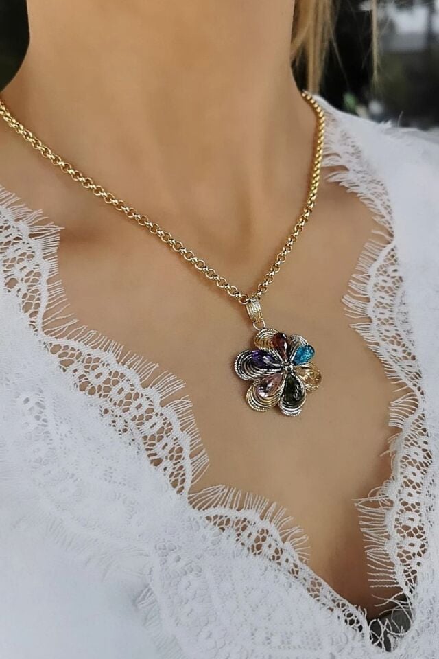 14 Ayar Kristal Taşlı Altın Kolye