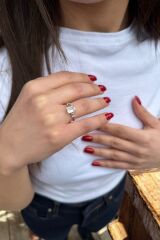 18 AYAR 1,88 CT BEYAZ SAFİR TAŞLI 0,93 CT PIRLANTA TAŞLI ROSE ALTIN YÜZÜK 15