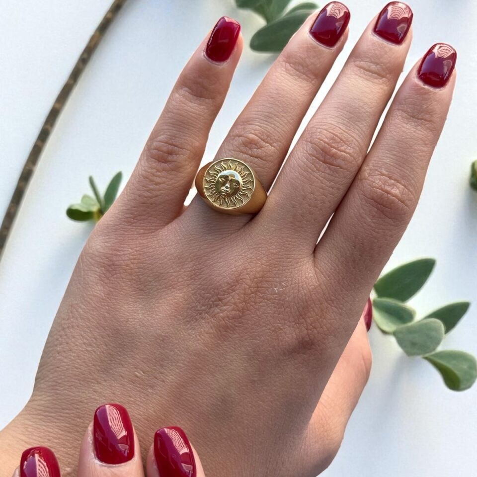 14 AYAR GÜNEŞ KABARTMALI ALTIN YÜZÜK