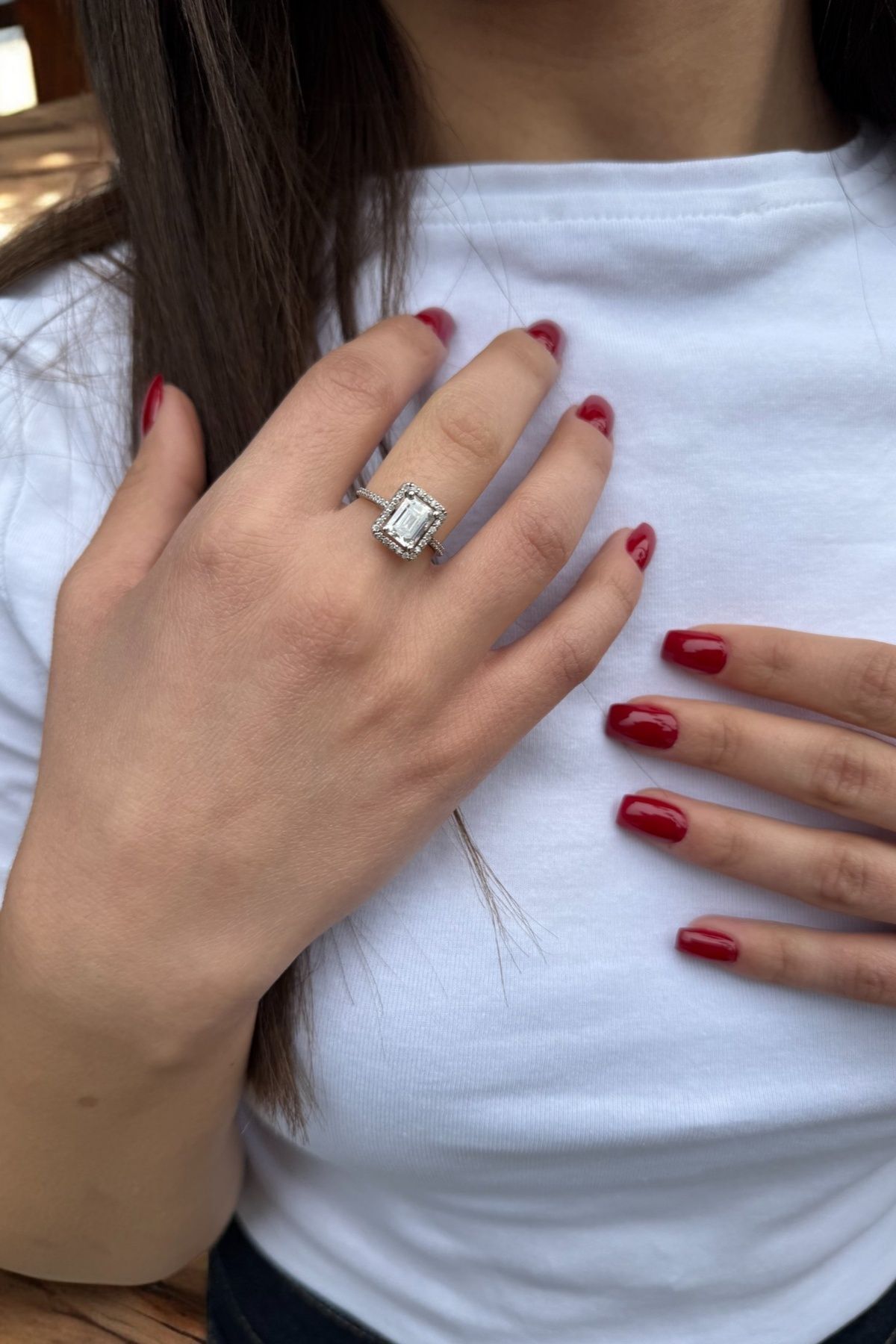 14 AYAR 1,81 CT BEYAZ SAFİR TAŞLI 0,37 CT PIRLANTA TAŞLI YÜZÜK 14
