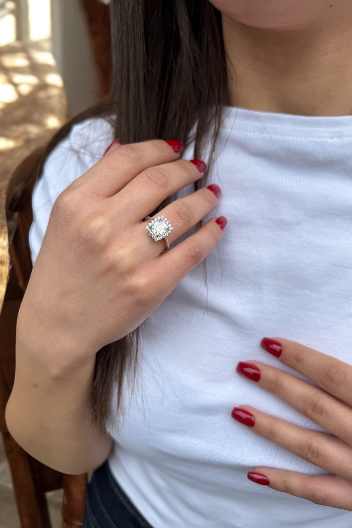 18 AYAR 1,83 CT MOSANİTE TAŞLI 0,36 CT PIRLANTA TAŞLI YÜZÜK 16