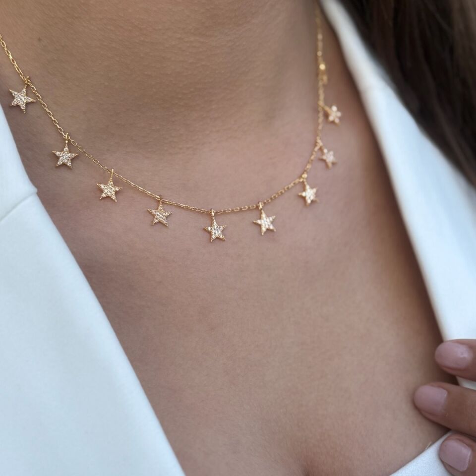 22 Ayar Yildiz Sallantili Altin Kolye