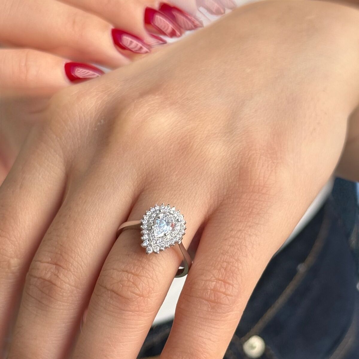 14 AYAR BEYAZ ALTIN DAMLA MODEL ALTIN YÜZÜK