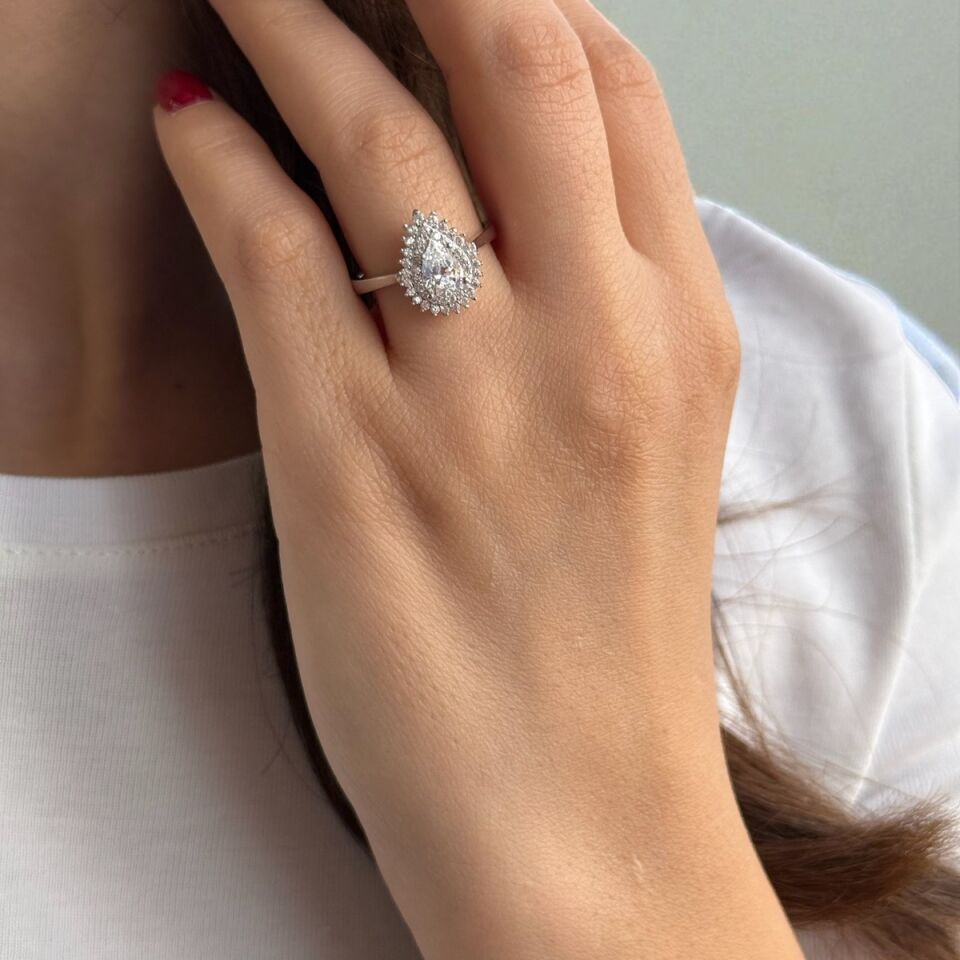 14 AYAR BEYAZ ALTIN DAMLA MODEL ALTIN YÜZÜK