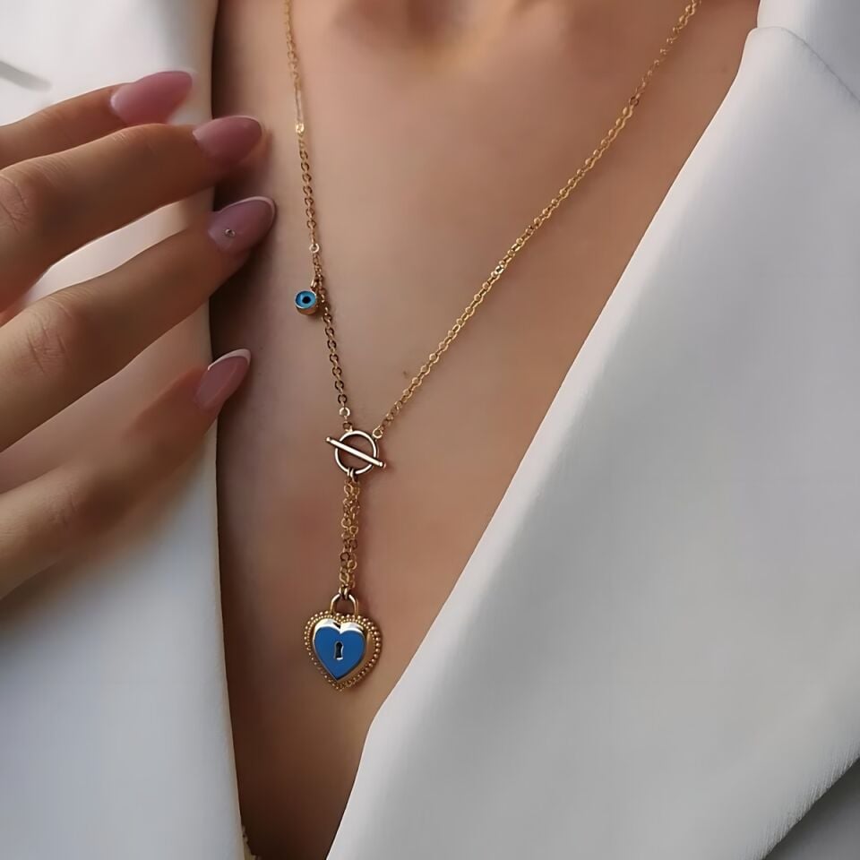 14 Ayar Mineli Altın Kilit Kalp Kolye