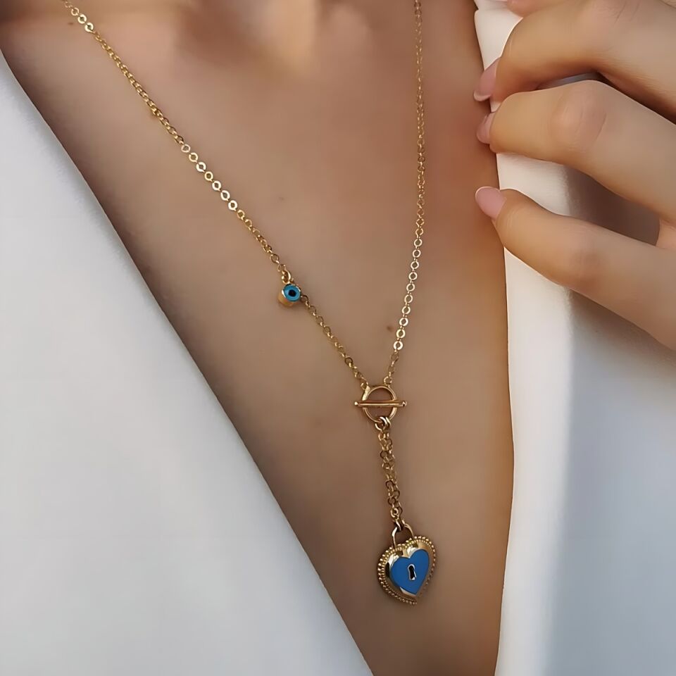 14 Ayar Mineli Altın Kilit Kalp Kolye