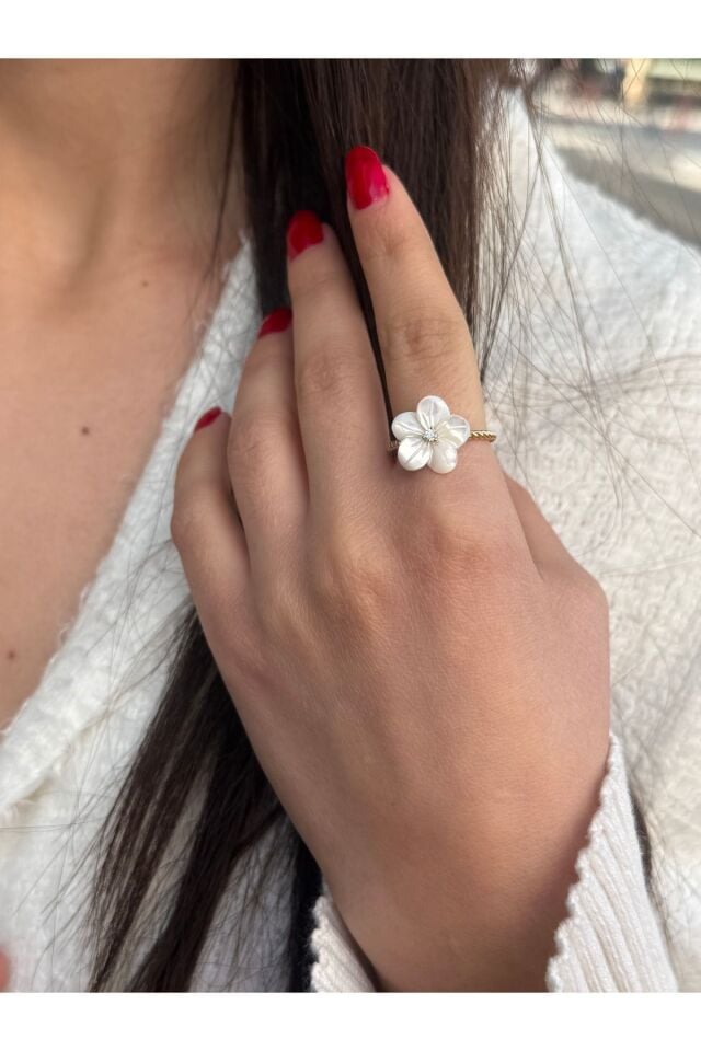 14 AYAR BURGU BEYAZ ÇİÇEK SEDEFLİ ALTIN YÜZÜK