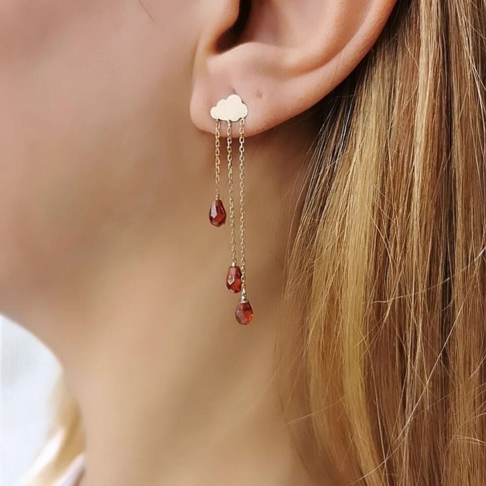 14 Ayar Garnet Taşlı Bulut Altın Küpe