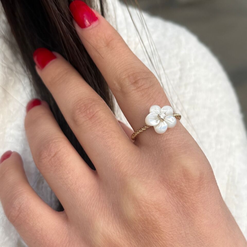 14 AYAR BURGU BEYAZ ÇİÇEK SEDEFLİ ALTIN YÜZÜK