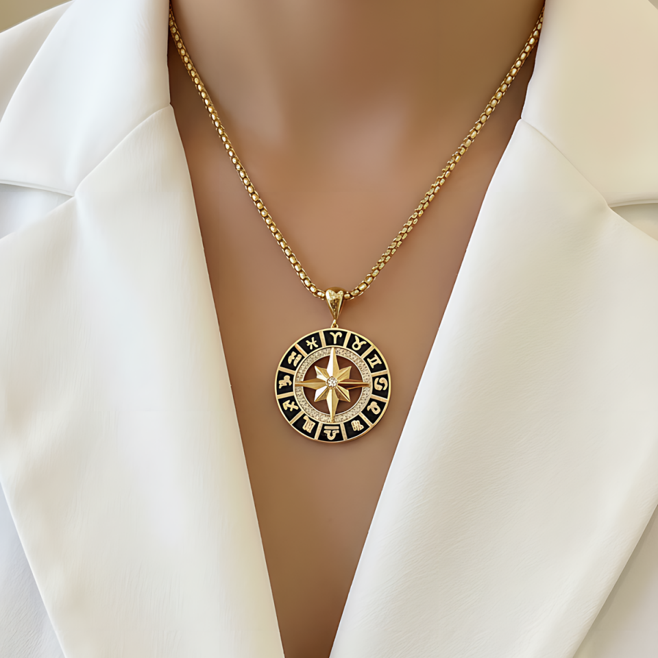 14 AYAR ÖZEL TASARIM SİYAH MİNELİ BURÇ VE PUSULA TEMALI KOLYE