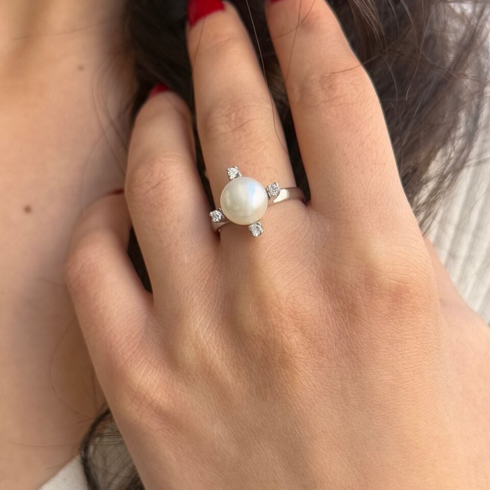 14 AYAR BEYAZ ALTIN İNCİ YÜZÜK