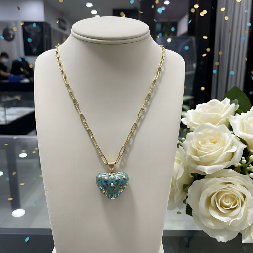 14 AYAR ATAÇ ZİNCİRLİ ÖZEL TASARIM ÇİFT TARAFI MİNELİ BOMBE KALP KOLYE