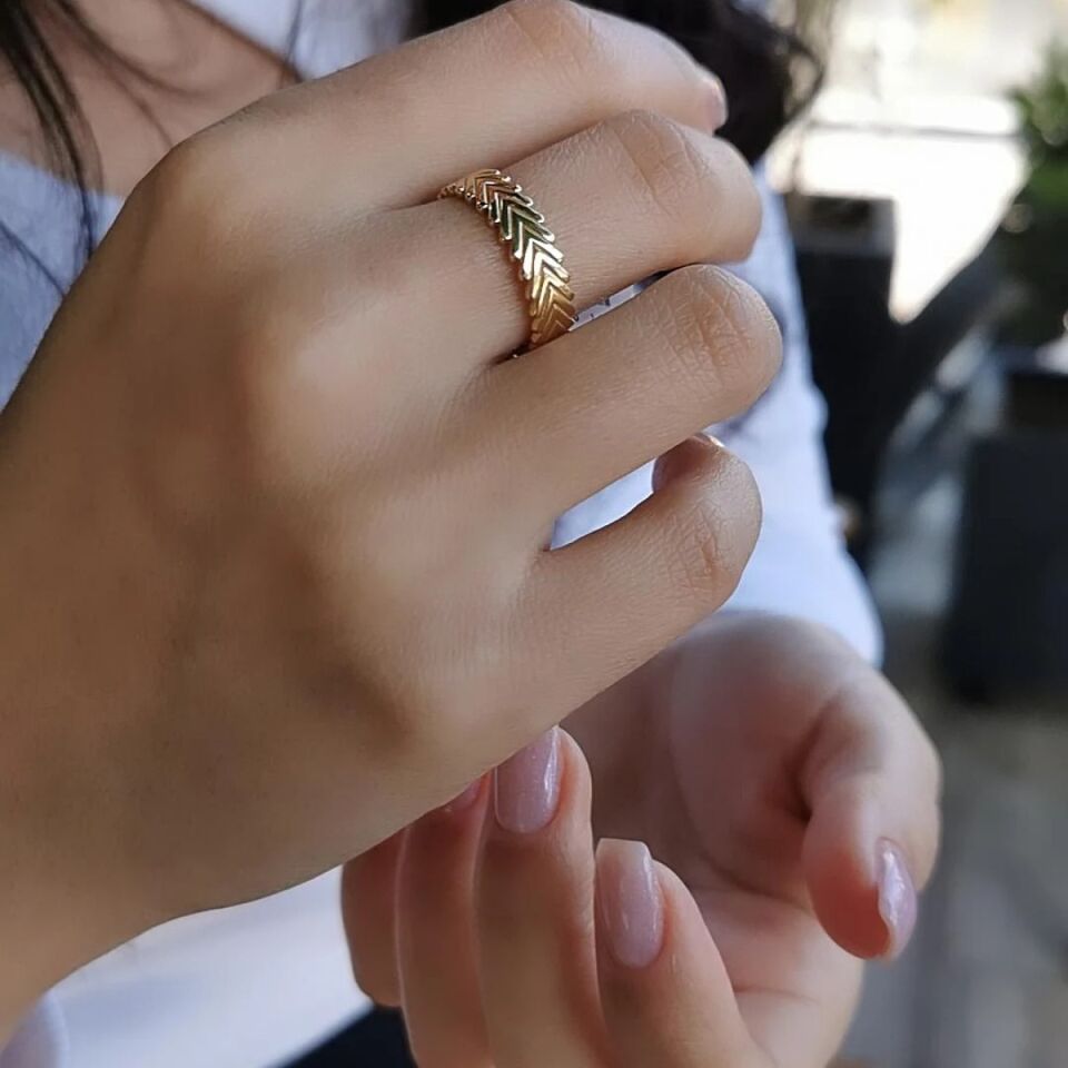 14 AYAR OK TASARIMI ALTIN YÜZÜK