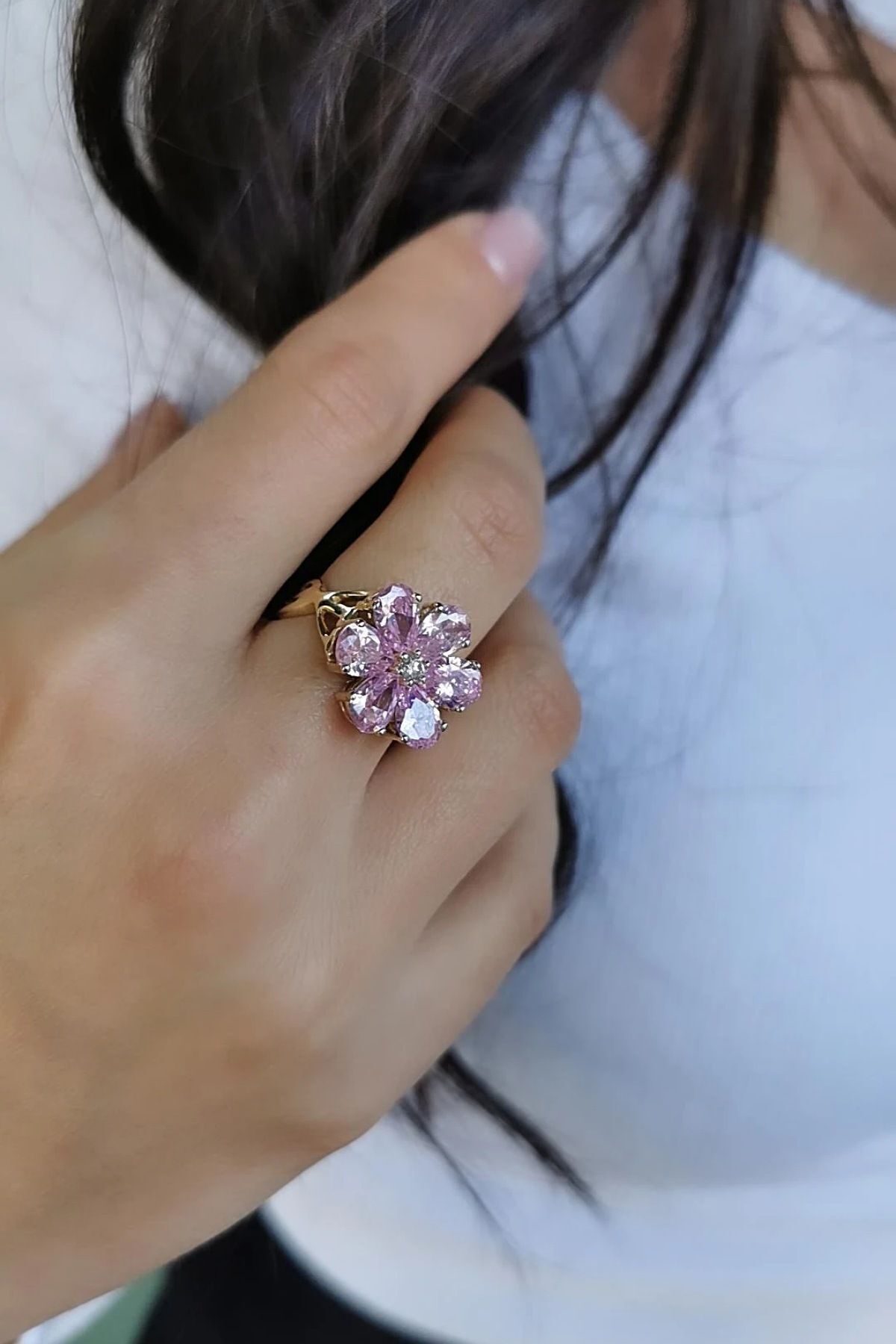 14 AYAR 0,05 CT PIRLANTA TAŞLI, DAMLA PİNK KUVARS ÇİÇEK MODELİ ÖZEL TASARIM ALTIN YÜZÜK 17