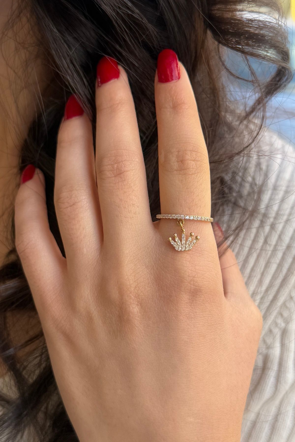 14 AYAR SALLANTILI KRALİÇE TAÇ ALTIN YÜZÜK