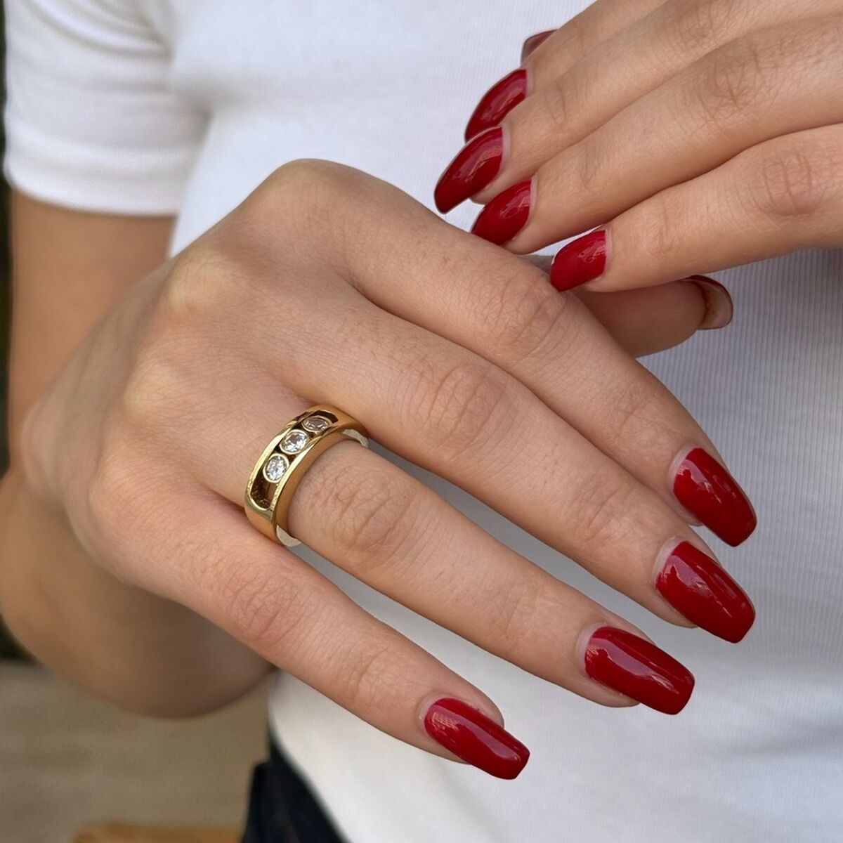 14 AYAR ÜÇTAŞLI HAREKETLİ TASARIM YÜZÜK