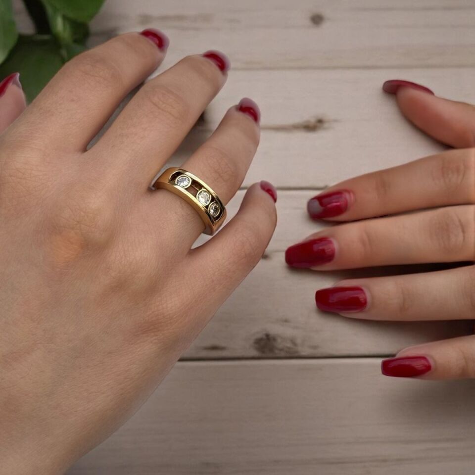 14 AYAR ÜÇTAŞLI HAREKETLİ TASARIM YÜZÜK