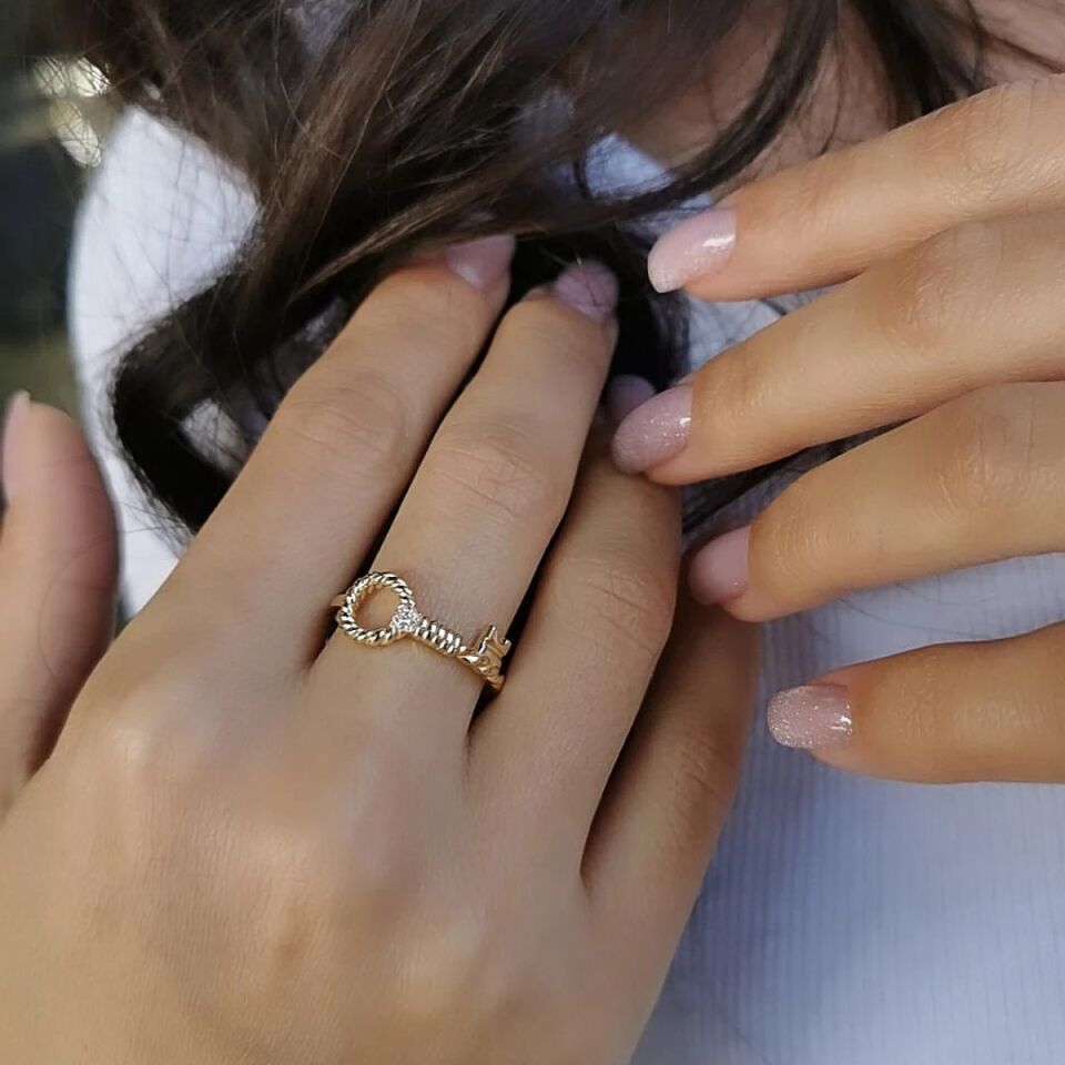 14 AYAR ANAHTAR FİGÜRLÜ İTALYAN YÜZÜK