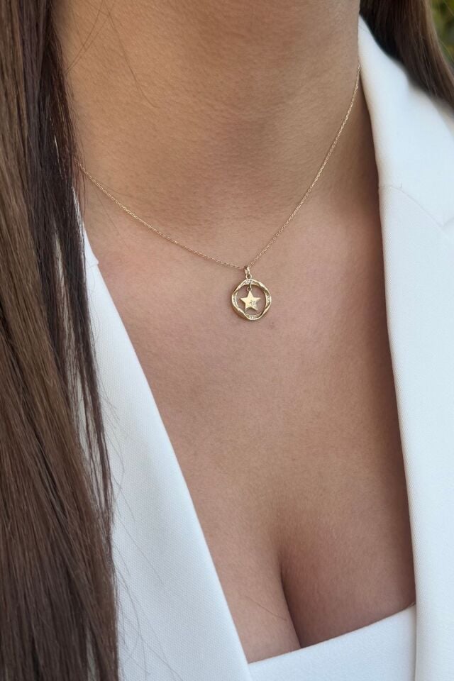 14 AYAR HALKA İÇİ YILDIZ KOLYE