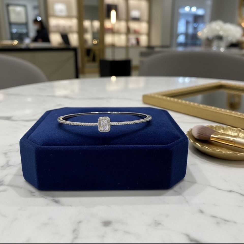 925 AYAR PIRLANTA GÖRÜNÜMLÜ BAGET TAŞLI İTALYAN GÜMÜŞ BİLEZİK