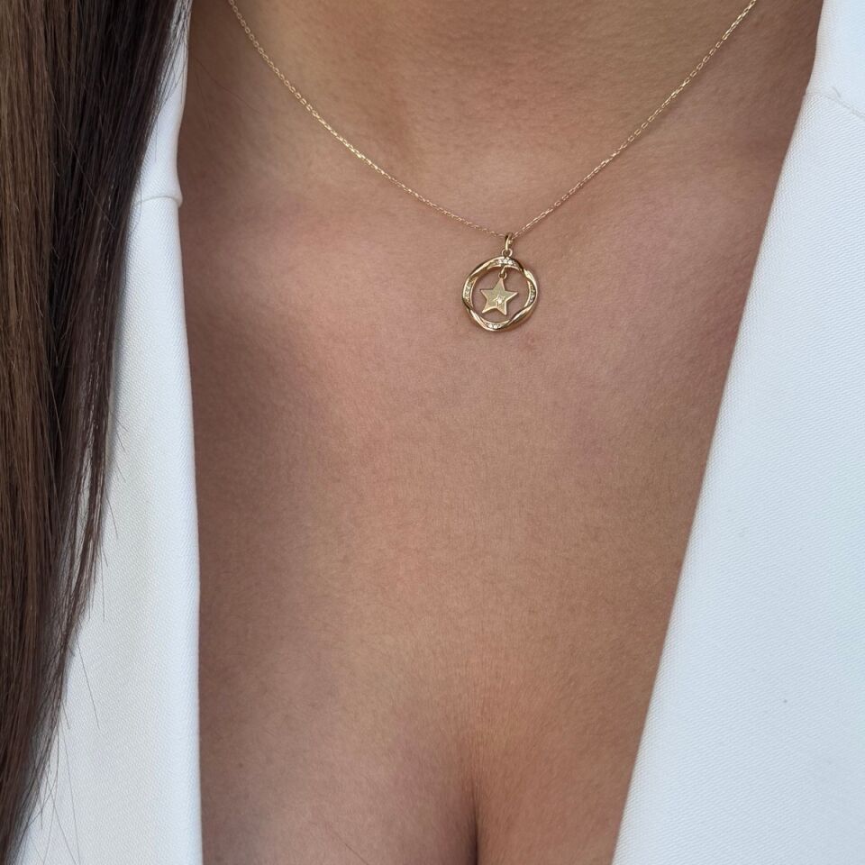 14 AYAR HALKA İÇİ YILDIZ KOLYE