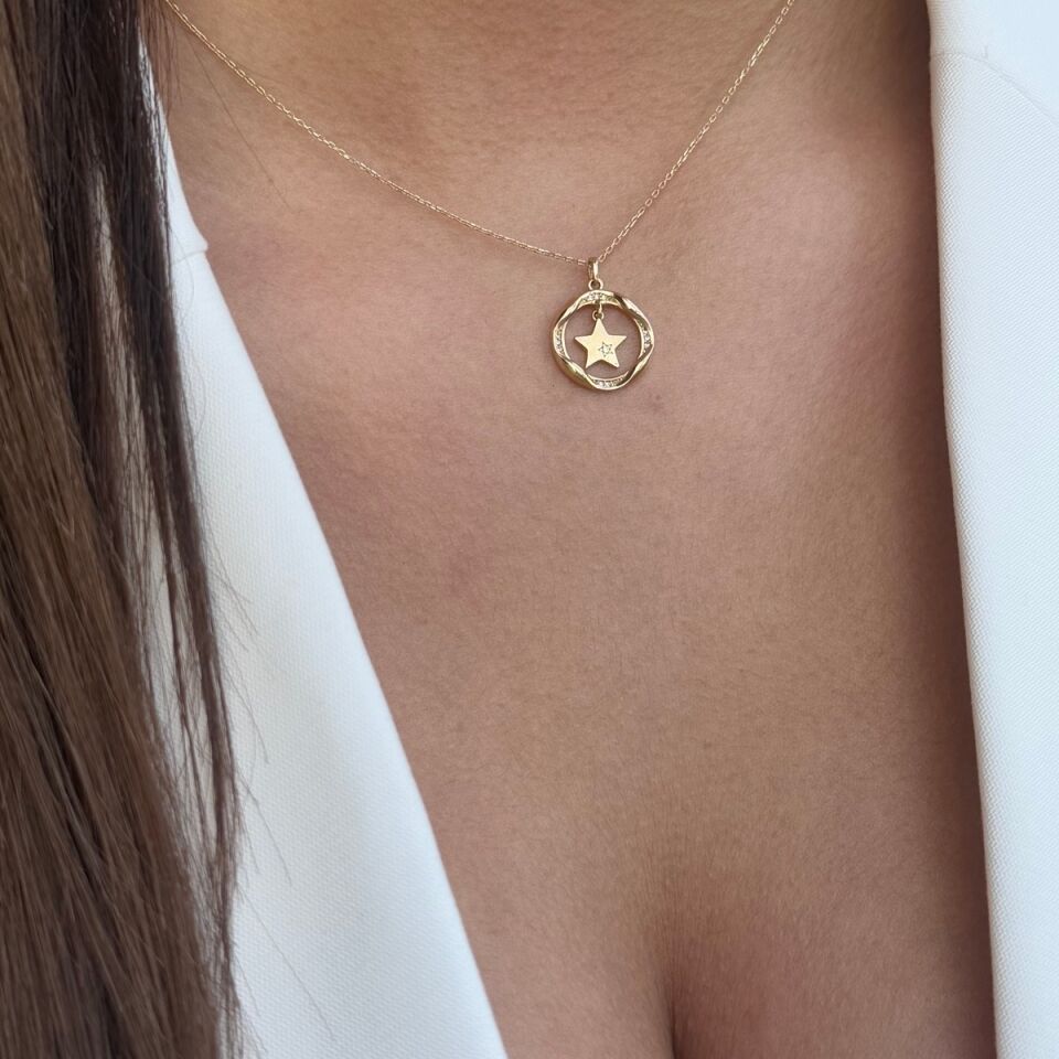 14 AYAR HALKA İÇİ YILDIZ KOLYE