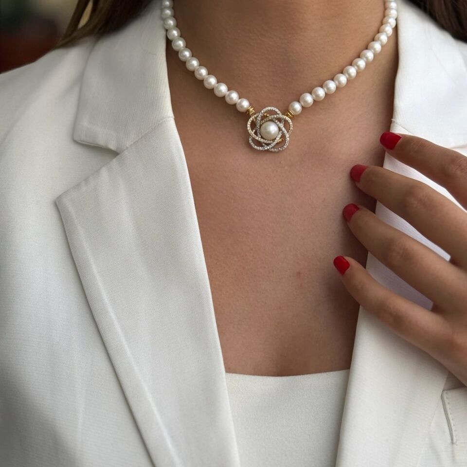 14 Ayar Tasarım İncili Altın Kolye