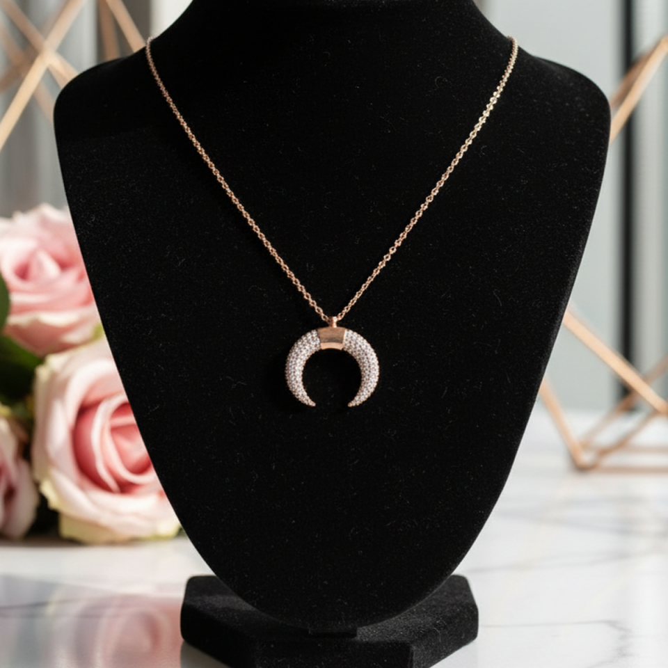 925 AYAR ROSE RENGİ HİLAL MODELİ ŞIK KOLYE