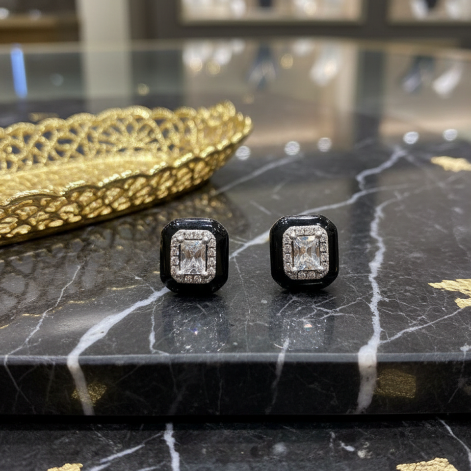 925 AYAR İTALYAN SİYAH MİNELİ BAGET TAŞLI KÜPE