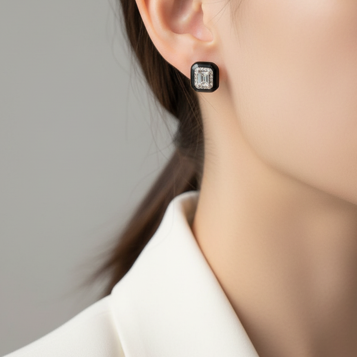 925 AYAR İTALYAN SİYAH MİNELİ BAGET TAŞLI KÜPE