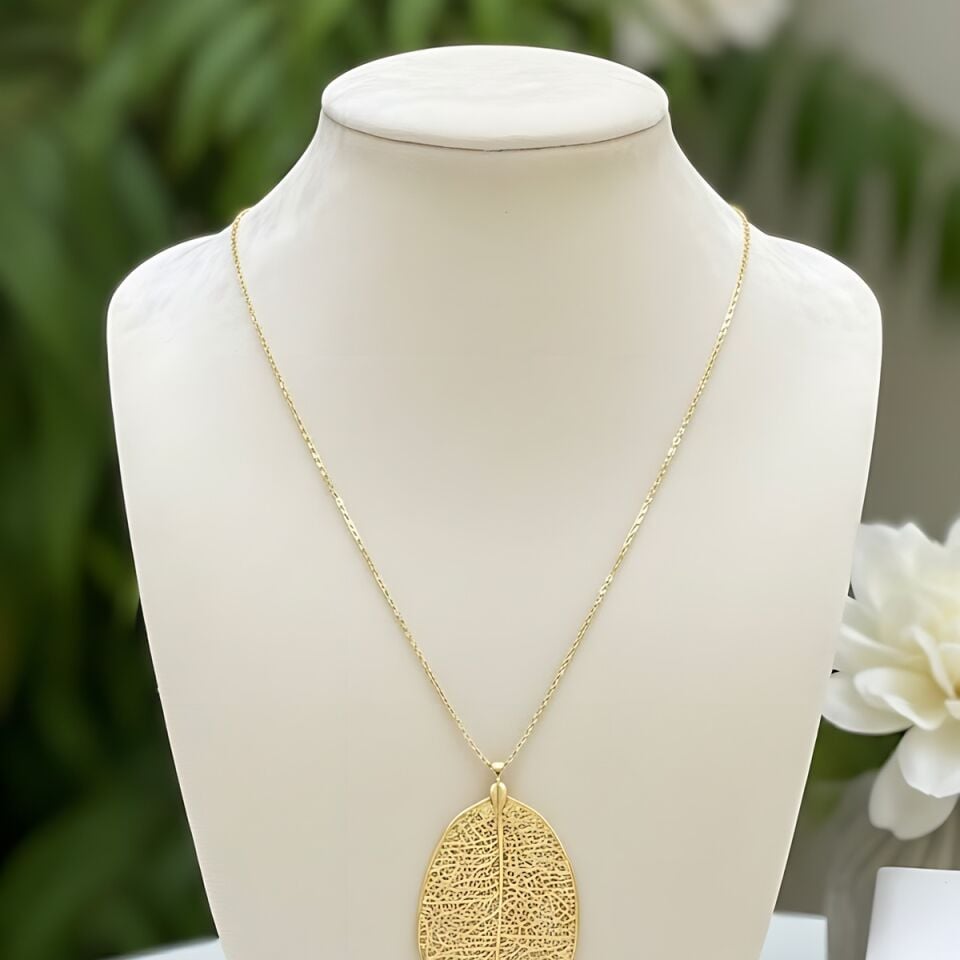 14 AYAR YAPRAK MODEL ALTIN KOLYE