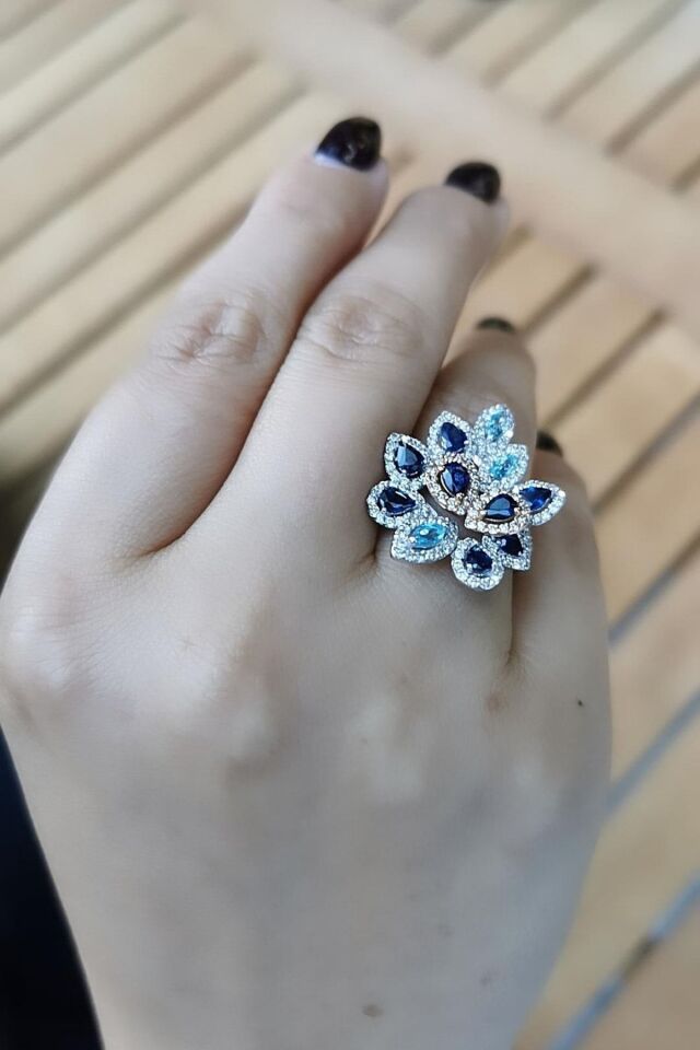 18 Ayar 1,24 Ct G Pırlanta Taşlı ,1,27 Ct Blue Topaz ve Safir Taşlı Pırlanta Yüzük 16