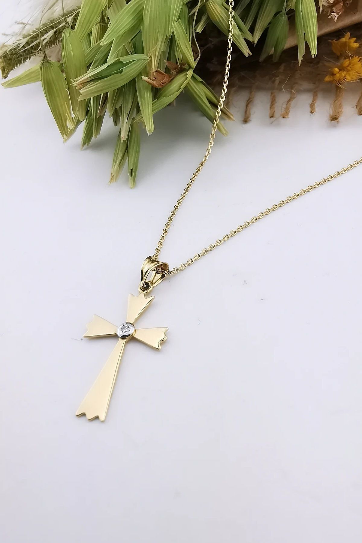 14 AYAR PIRLANTA TAŞLI EL YAPIMI HAÇ KOLYE