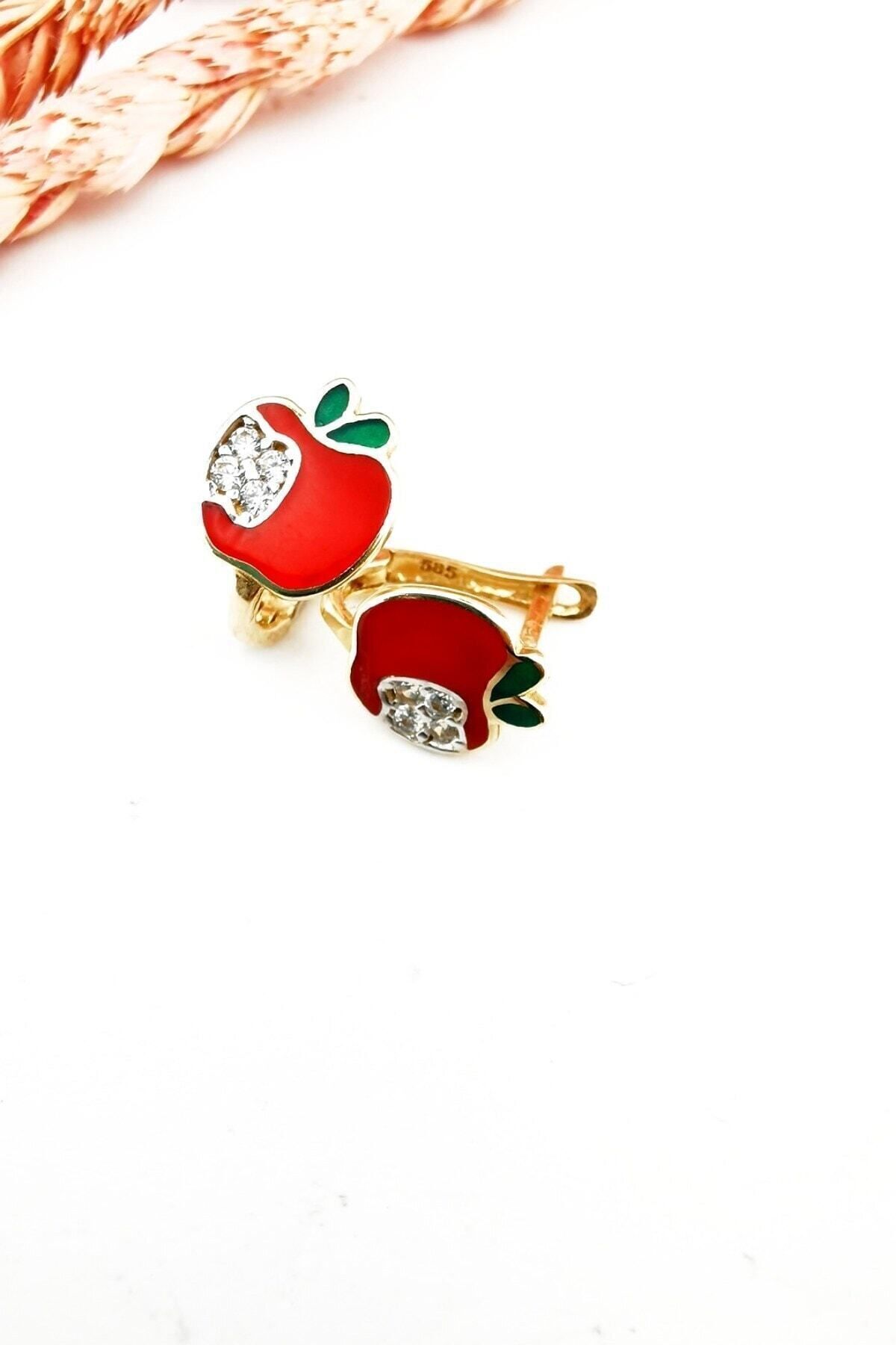 14 Ayar Elma Kız Çocuk Küpe