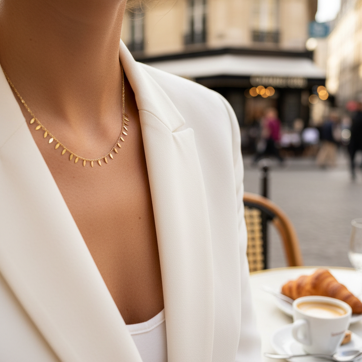 14 AYAR YAPRAK PULLU ZARİF ALTIN KOLYE