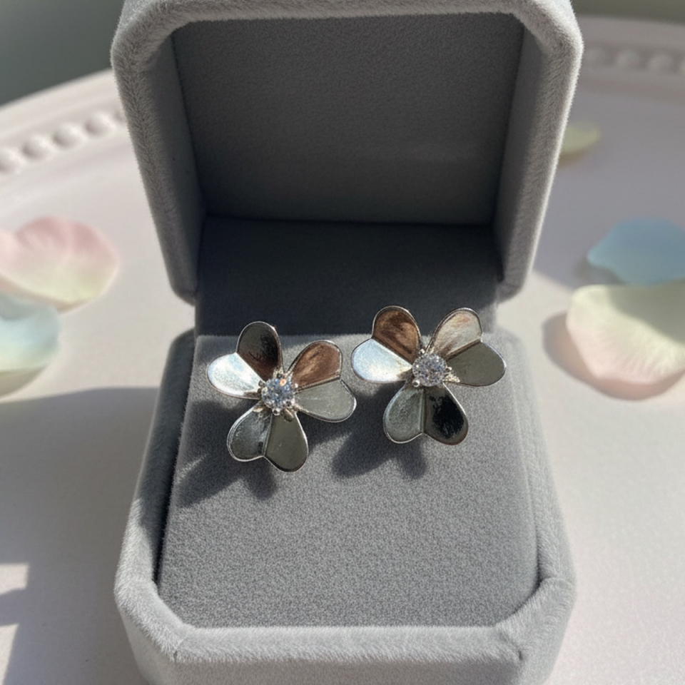 925 AYAR ORKİDE MODEL GÜMÜŞ KÜPE