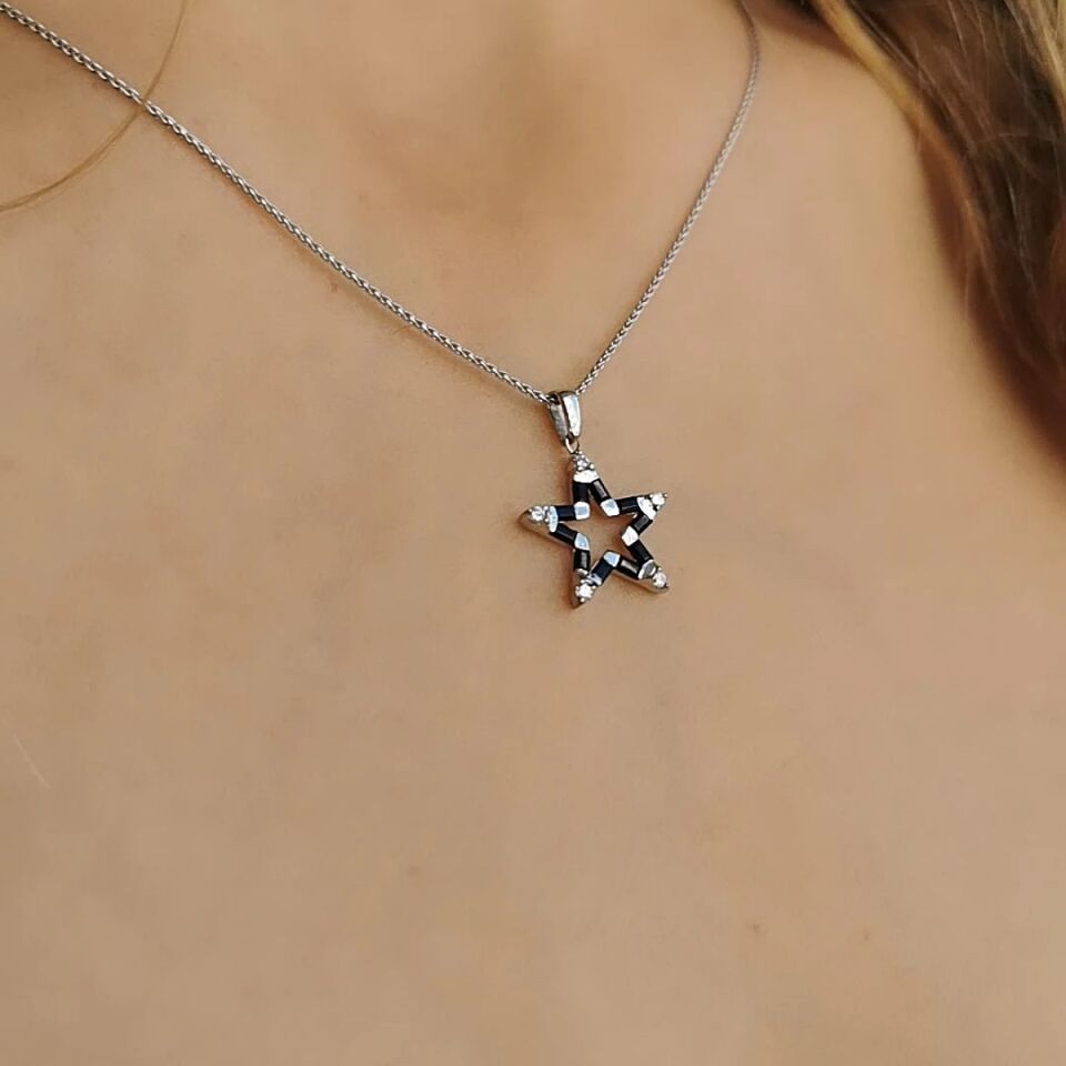 14 AYAR 0,43 CT PIRLANTA TAŞLI ÖZEL TASARIM YILDIZ KOLYE