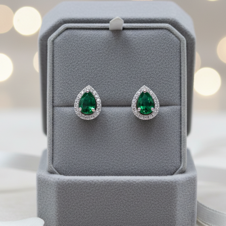 925 AYAR YEŞİL DAMLA TAŞLI GÜMÜŞ KÜPE