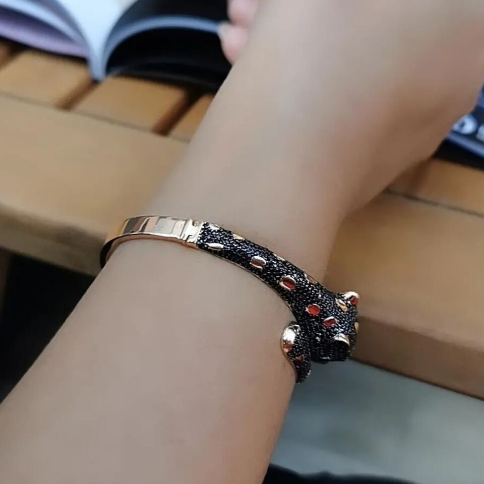 14 Ayar Özel Tasarım Rose Rengi Kelepçe Modeli Panter Modeli Bilezik