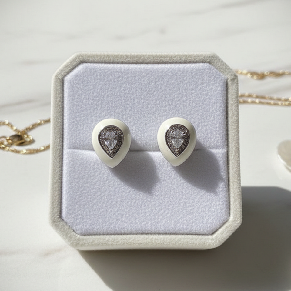 925 AYAR BEYAZ MİNELİ DAMLA KÜPE