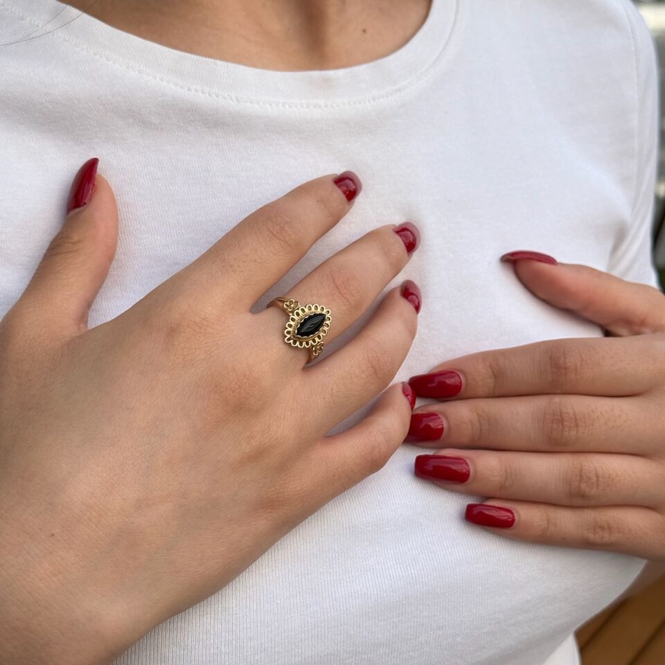 14 AYAR ÖZEL TASARIM SİYAH ONİKS TAŞLI ANTİK YÜZÜK