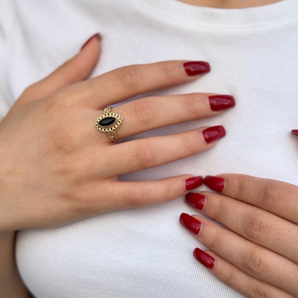 14 AYAR ÖZEL TASARIM SİYAH ONİKS TAŞLI ANTİK YÜZÜK