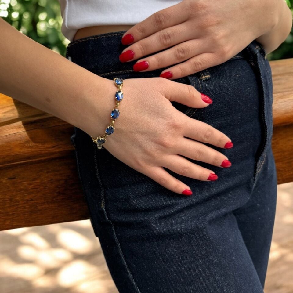 14 AYAR KRİSTAL SAFİR RENGİ TAŞLI ALTIN BİLEKLİK